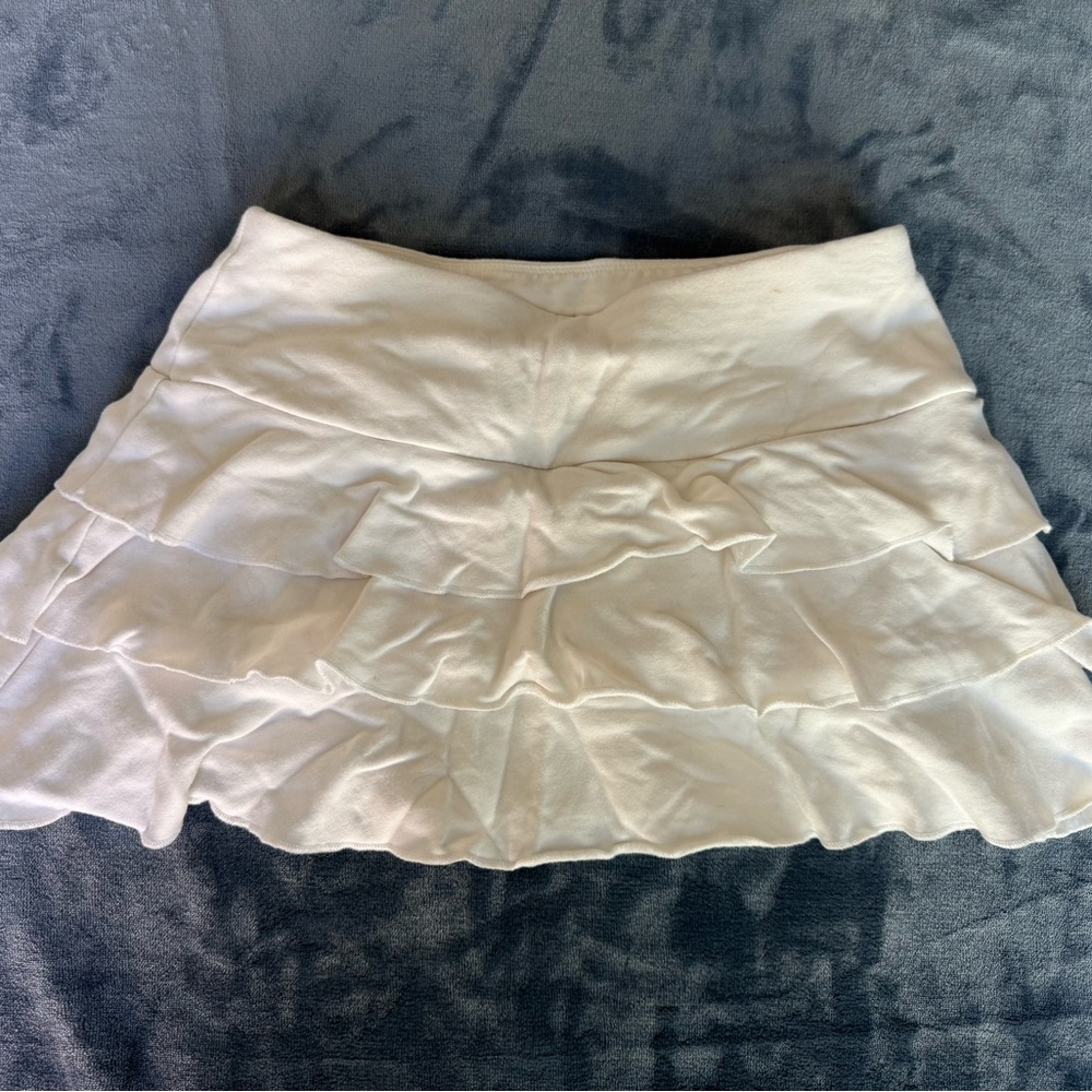 Forever 21 Cream Layered Mini Skirt - Picture 2 of 2